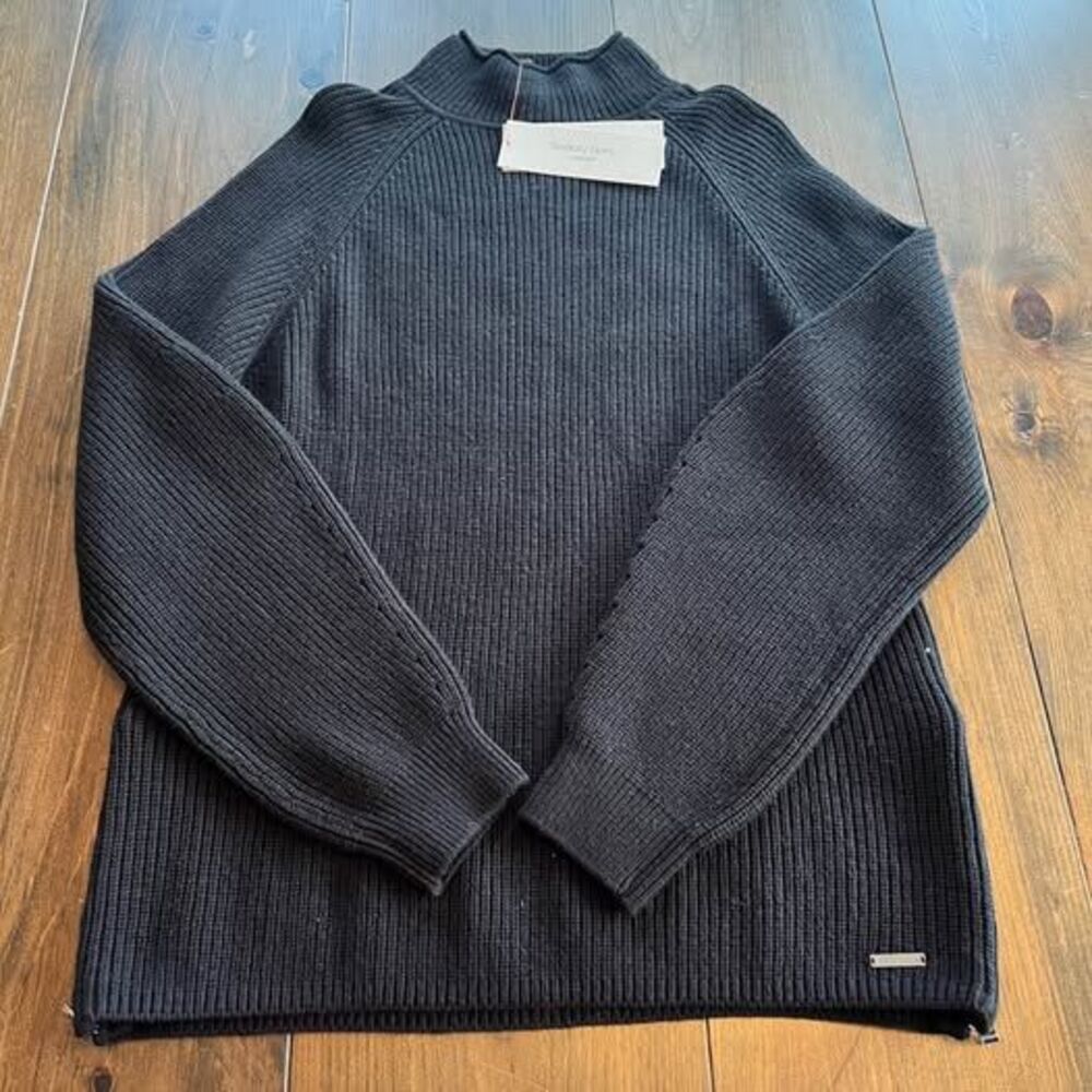 Sweaty Betty Black Knit Sweater-large